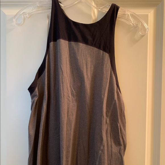 Lululemon Tank with tie back - Picture 1 of 5